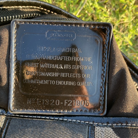 EUC | Coach Small Signature Canvas Shoulder Bag - Picture 10 of 13